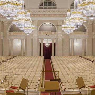 Симфонический концерт «Моцарт. Шесть немецких танцев. Концерт № 24 для фортепиано с оркестром» Симфонический концерт «Моцарт. Шесть немецких танцев. Концерт № 24 для фортепиано с оркестром»