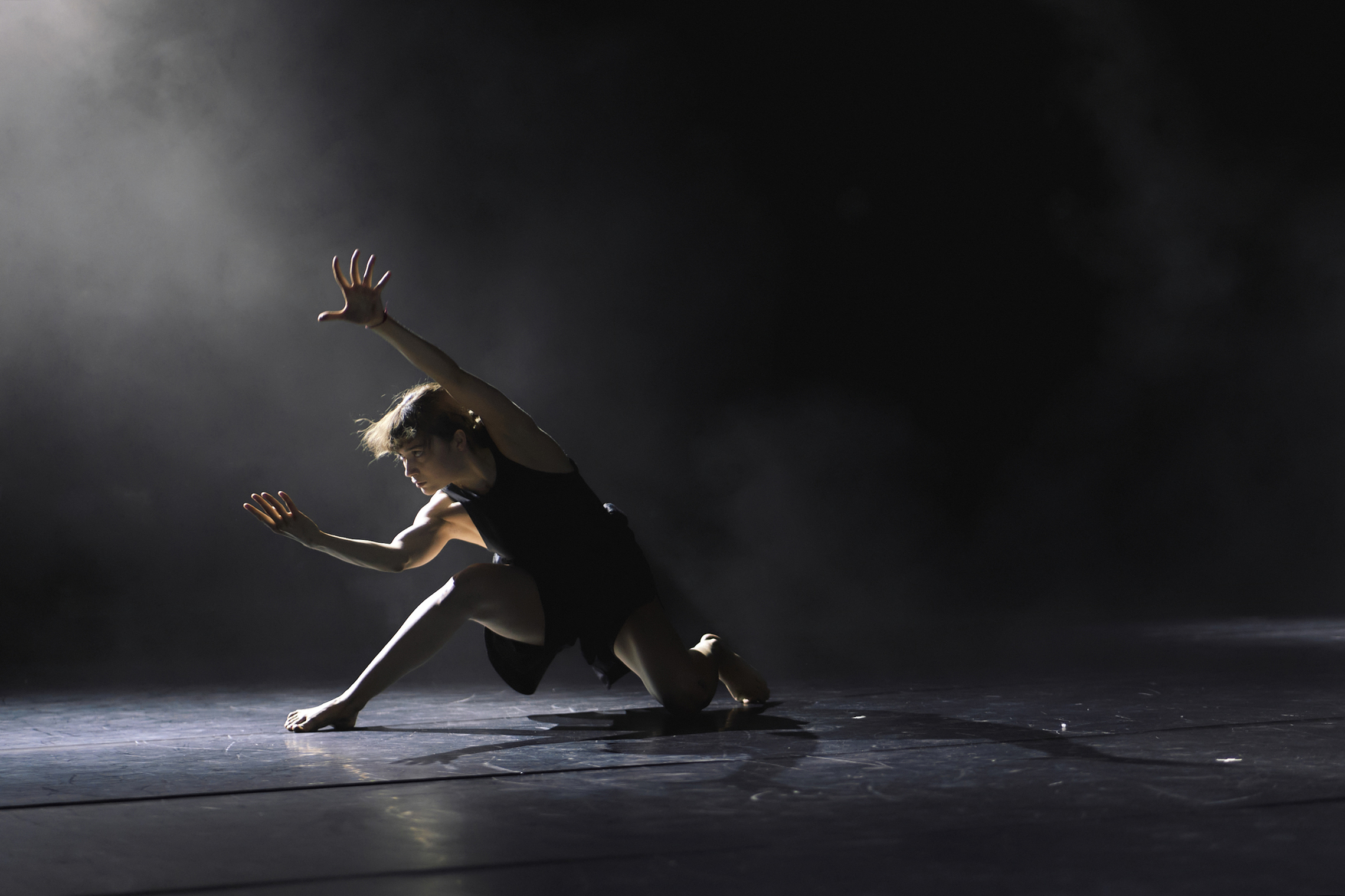 Пластический спектакль «OMYT: ТИХО. Финальный показ» на Новой сцене Александринского театра