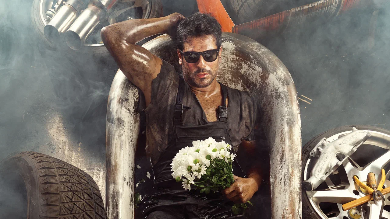 Моноспектакль Бурака Озчивита «Самая красивая девушка Стамбула» Моноспектакль Бурака Озчивита «Самая красивая девушка Стамбула» со скидкой 35%