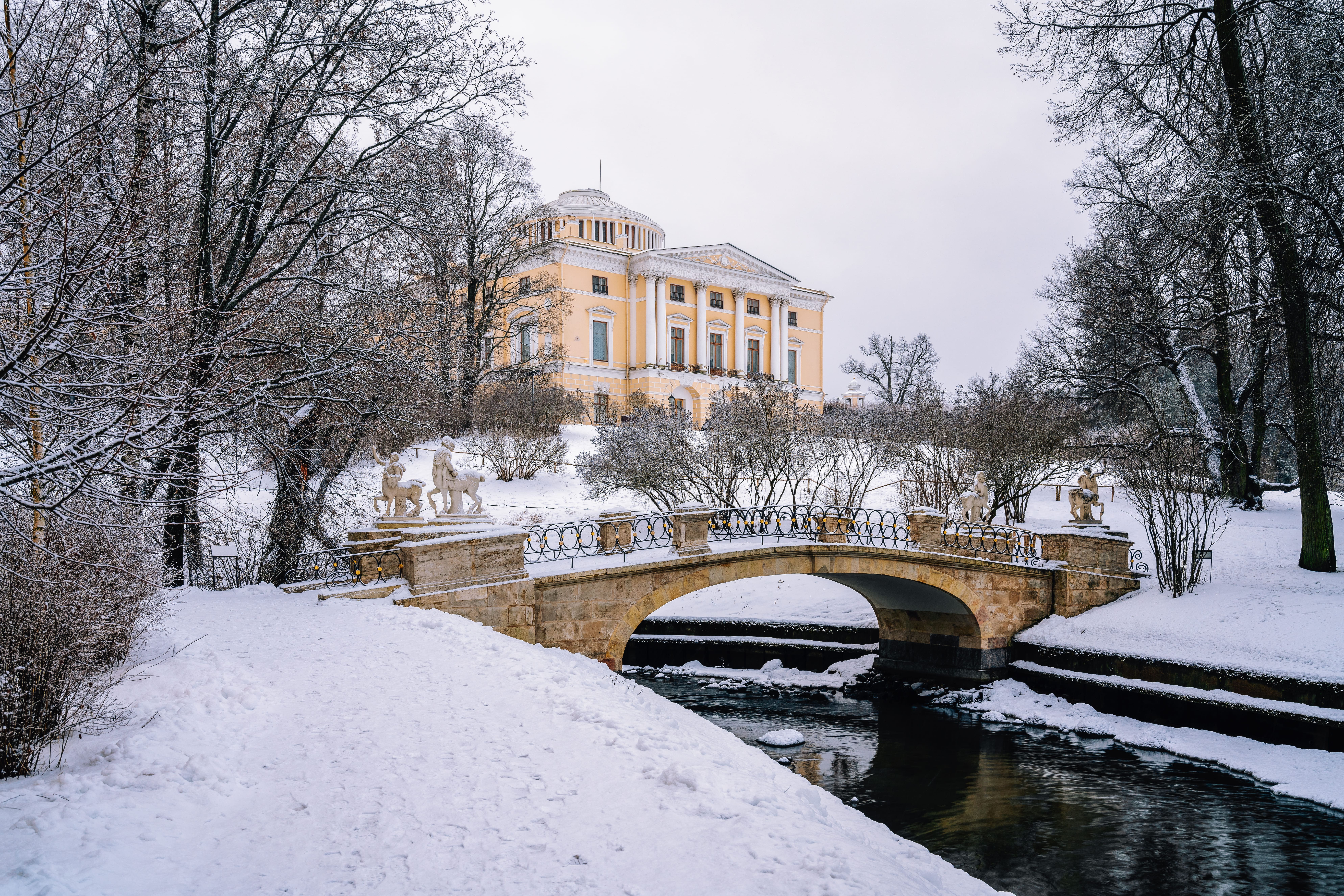 Автобусная экскурсия в Павловск с посещением Павловского дворца и парка со скидкой до 35%