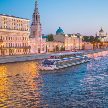 Речные прогулки и концерты на теплоходе со скидками до 30%