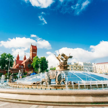 Пешеходная индивидуальная экскурсия «Минск изнутри» со скидкой 31%