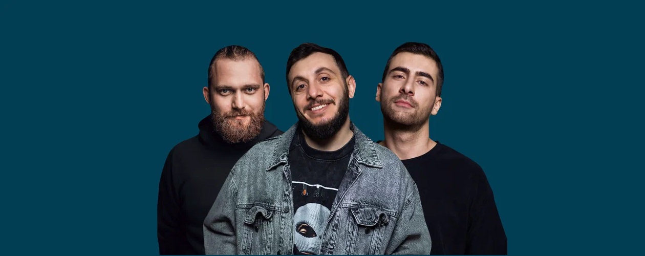 Стендап-шоу «Опытные комики с TV и YouTube» в клубе Stand Up Brothers со скидкой 20%