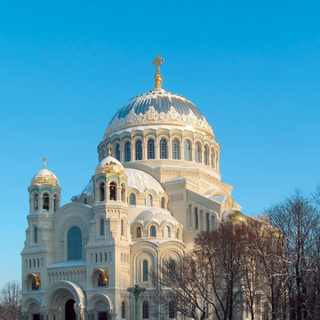 Автобусная экскурсия в Кронштадт с посещением Морского Никольского собора и форта «Великий князь Константин» со скидкой до 56%