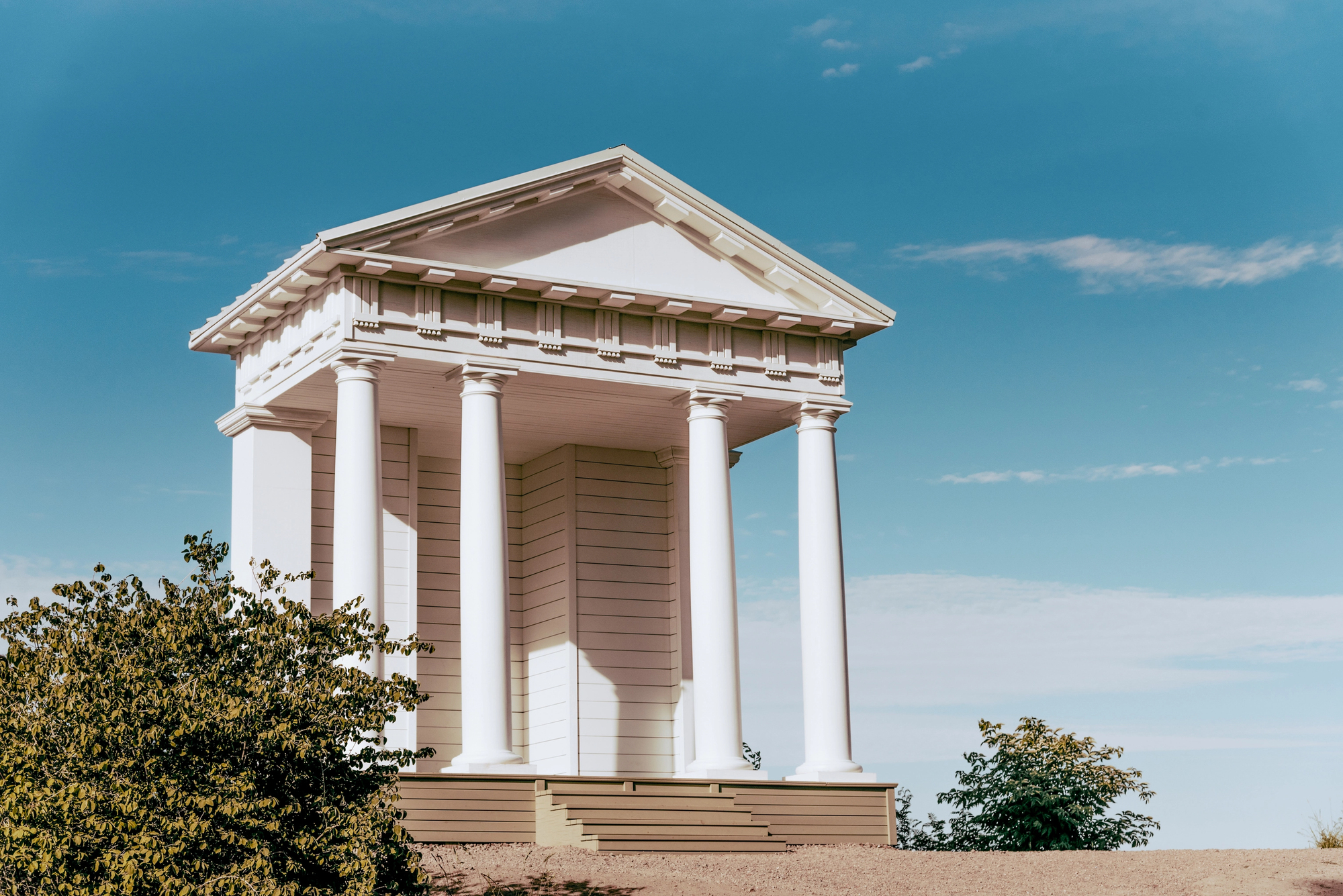 Экскурсия в Выборг с посещением парка Монрепо со скидкой до 40%