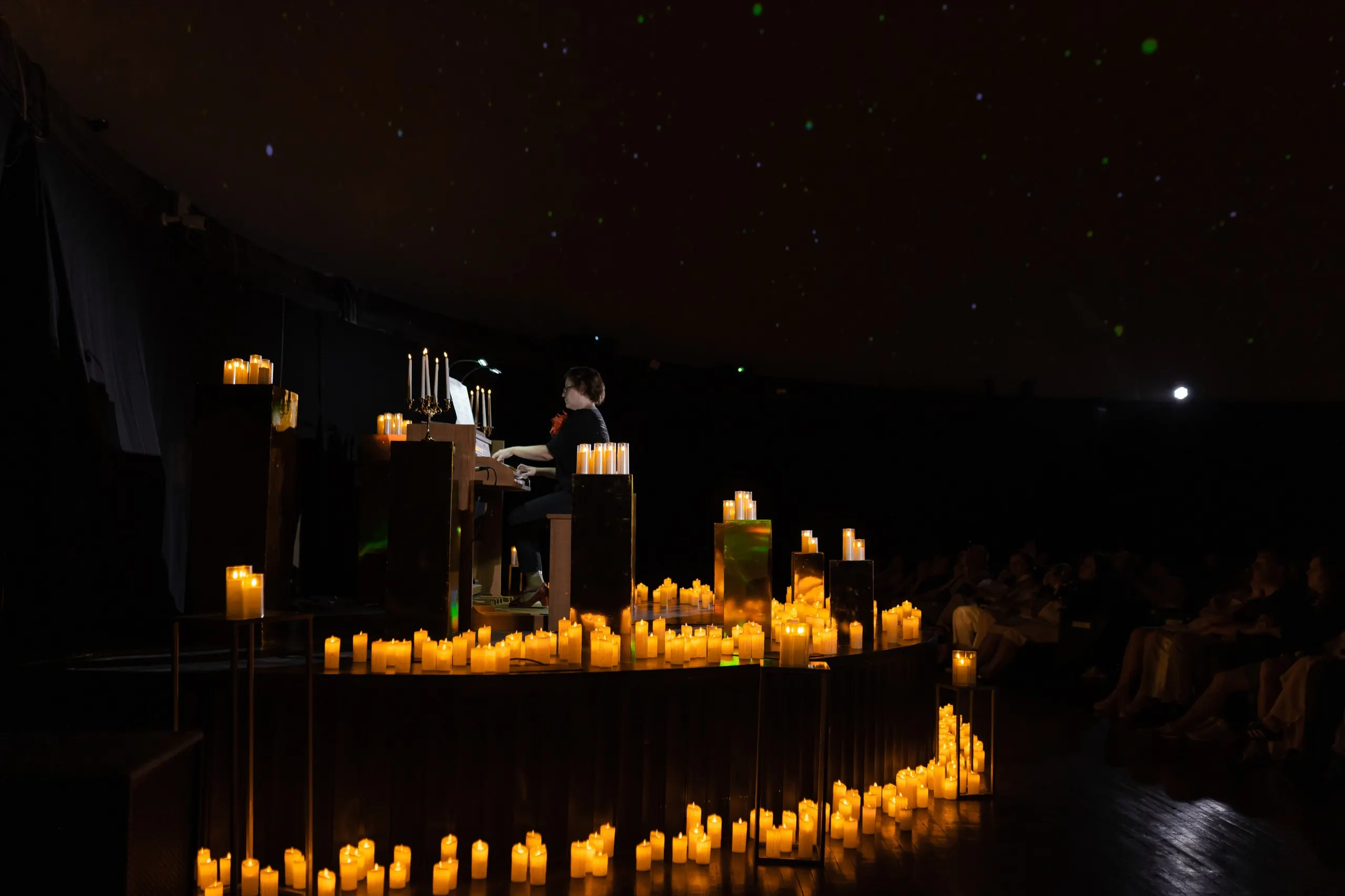 Органный концерт «Триумфальный орган при свечах и звёздах «От Баха до Интерстеллар» со скидкой 40%