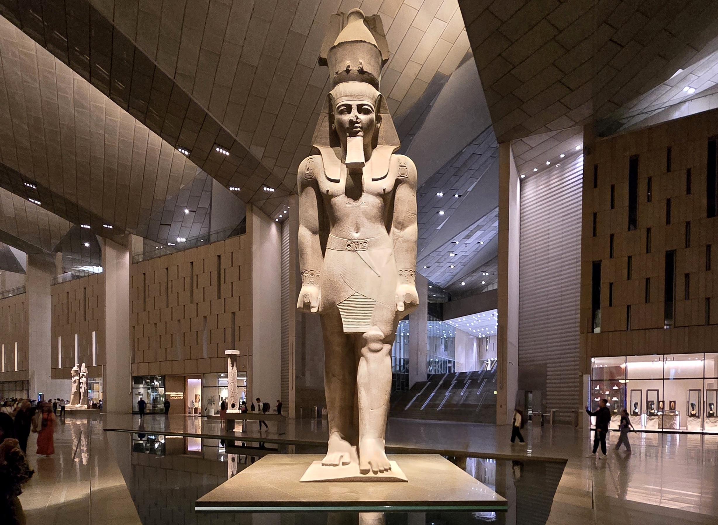 Большой Египетский музей: обзор, фото, цены и советы туристам