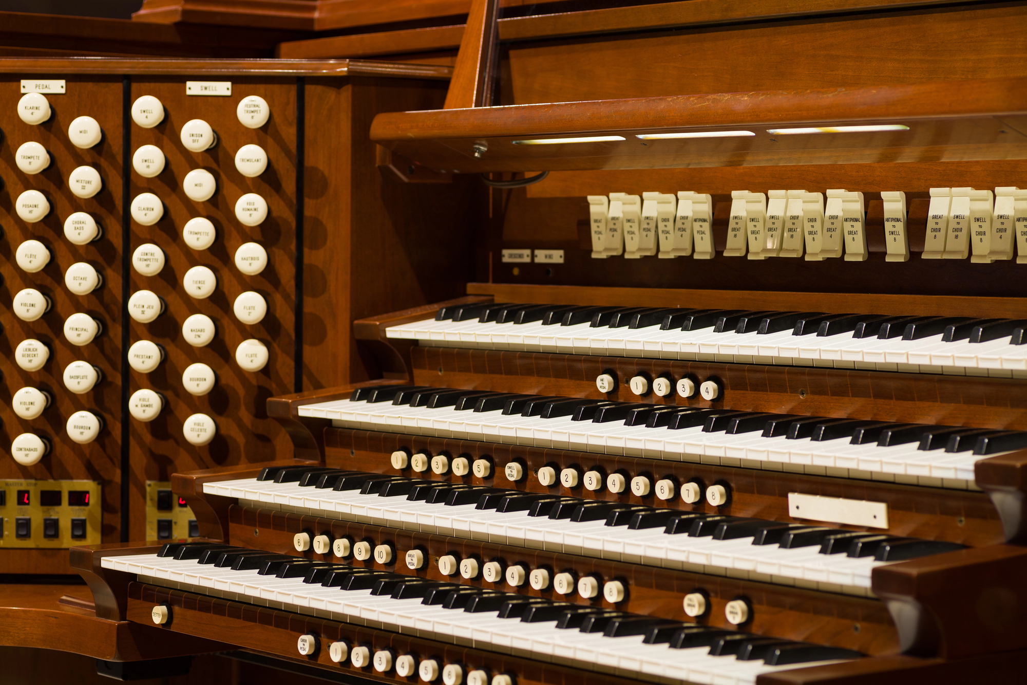 Концерт «Путь к свету. Пасхальный орган в Мальтийской капелле» Концерт «Путь к свету. Пасхальный орган в Мальтийской капелле» со скидкой 25%