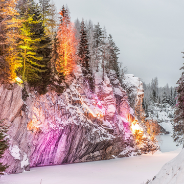 Новогодний тур «Знакомство с Карелией: хаски, олени, водопады и мраморный каньон Рускеала» со скидкой 28% Новогодний тур «Знакомство с Карелией: хаски, олени, водопады и мраморный каньон Рускеала» со скидкой 28%