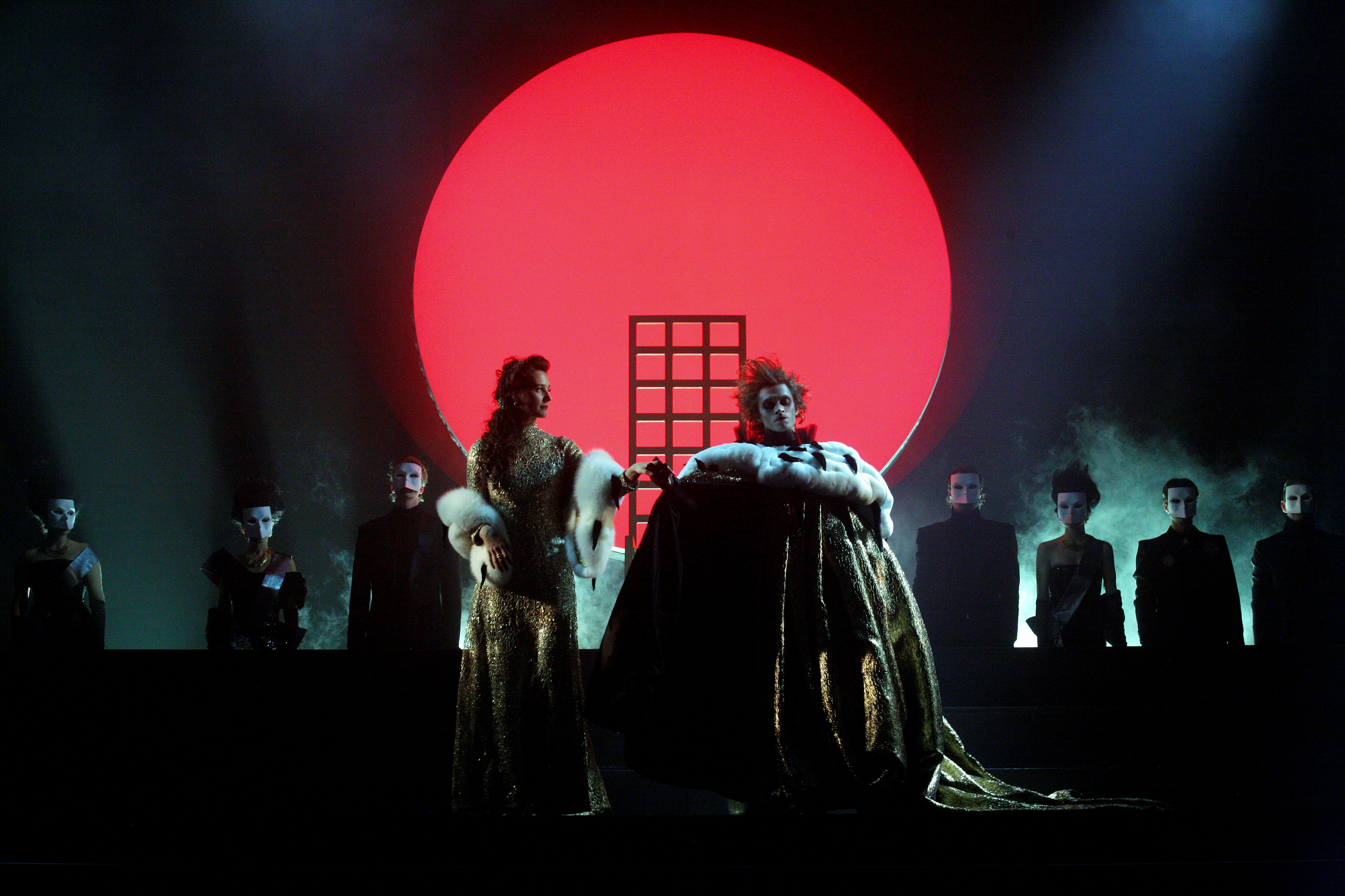 Спектакль «Тень» в Театре комедии им. Акимова