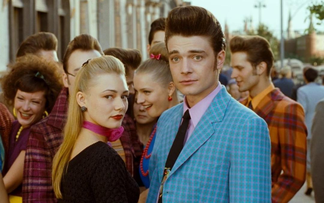 Топ-12 новых фильмов и сериалов декабря 2025