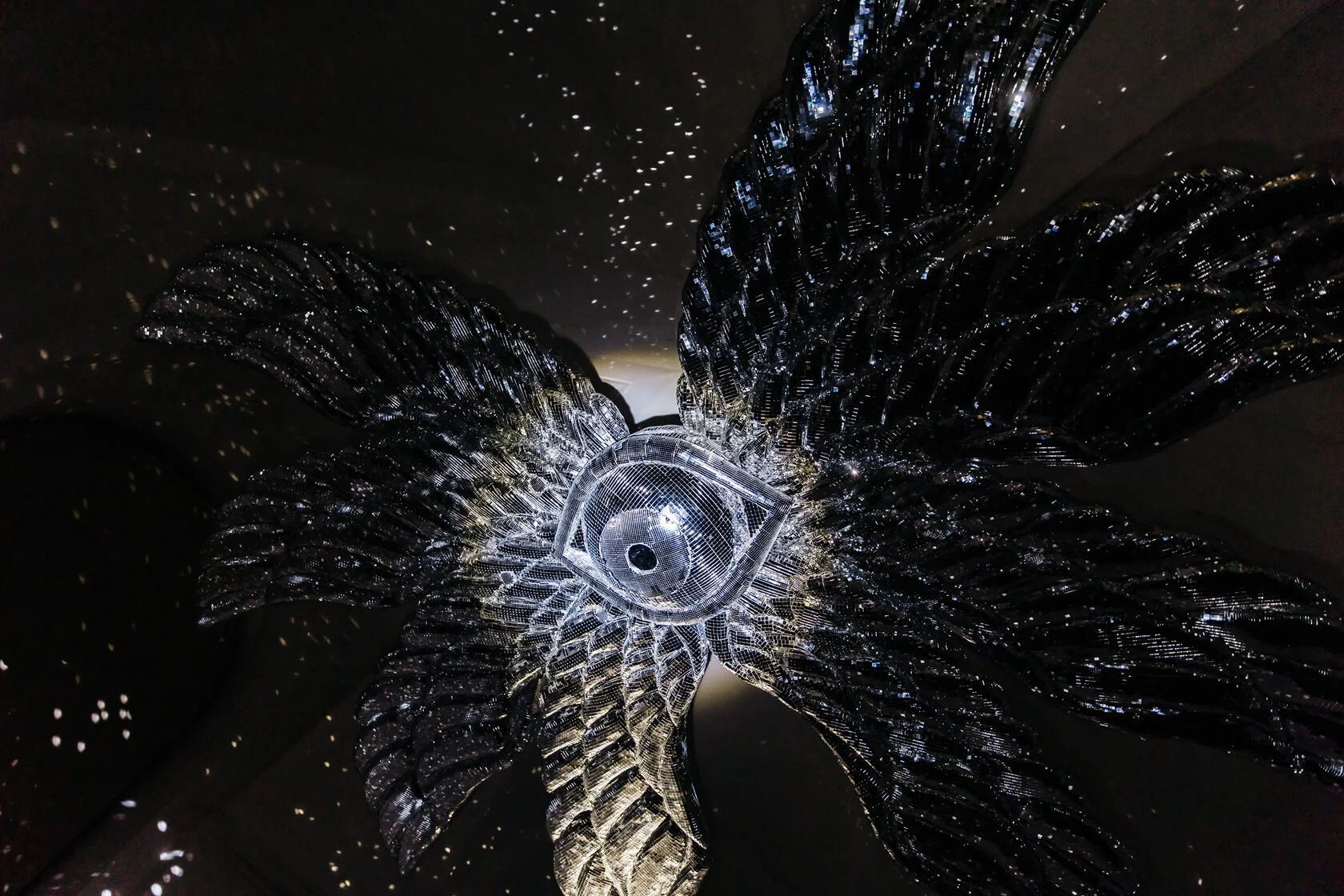 Выставка «История всего: от Сотворения до Апокалипсиса» в Анненкирхе со скидкой 20%