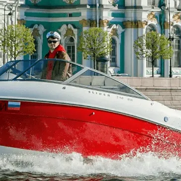 Аренда катера «Стремительный» с капитаном Аренда катера «Стремительный» с капитаном