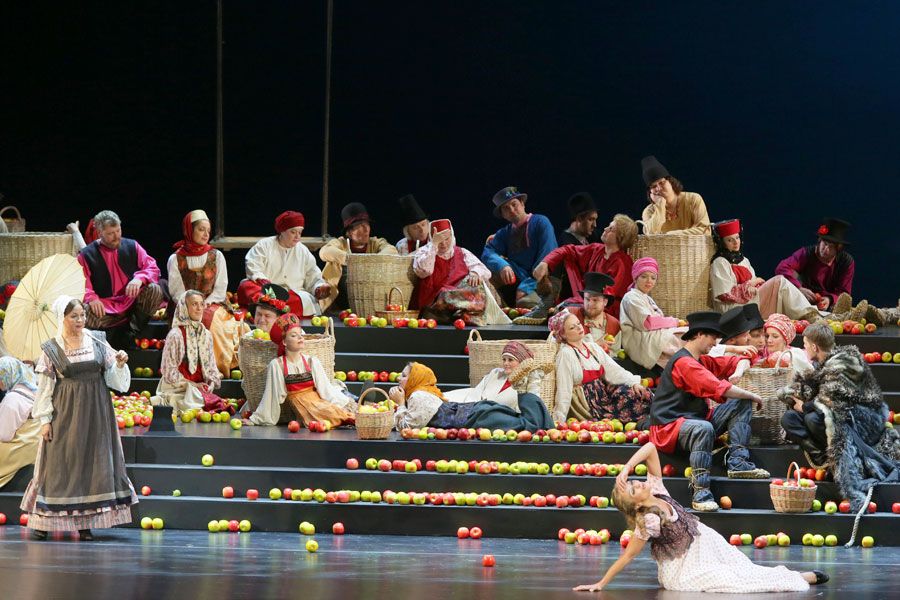 Опера «Евгений Онегин» на Новой сцене Мариинского театра