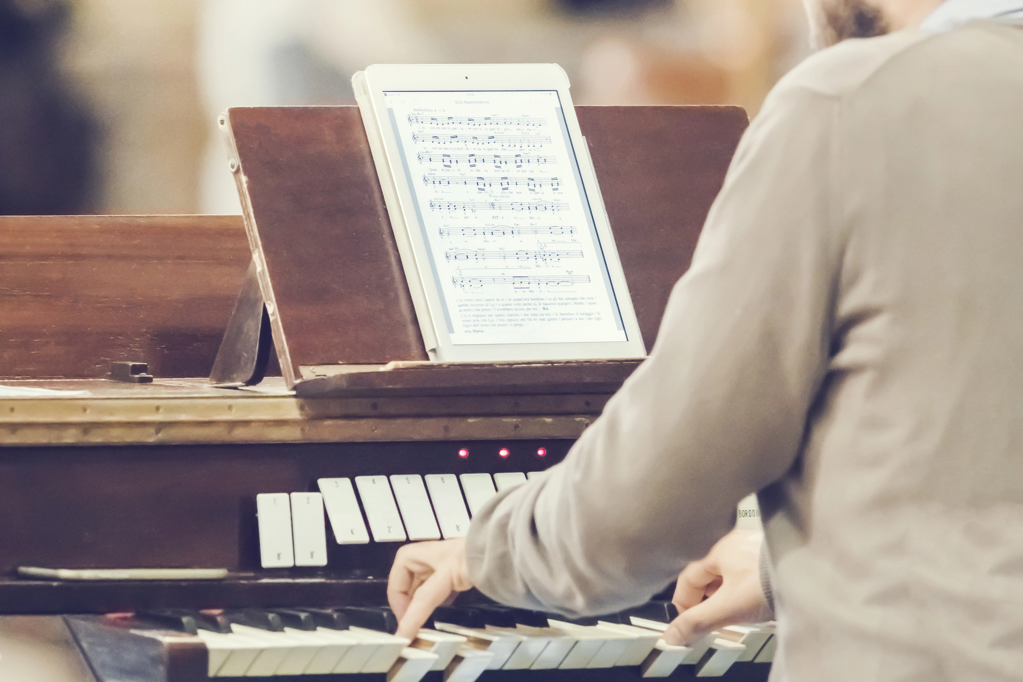 Концерт «Орган и саксофон при свечах. От Баха до Пьяццоллы» Концерт «Орган и саксофон при свечах. От Баха до Пьяццоллы» со скидкой 30%