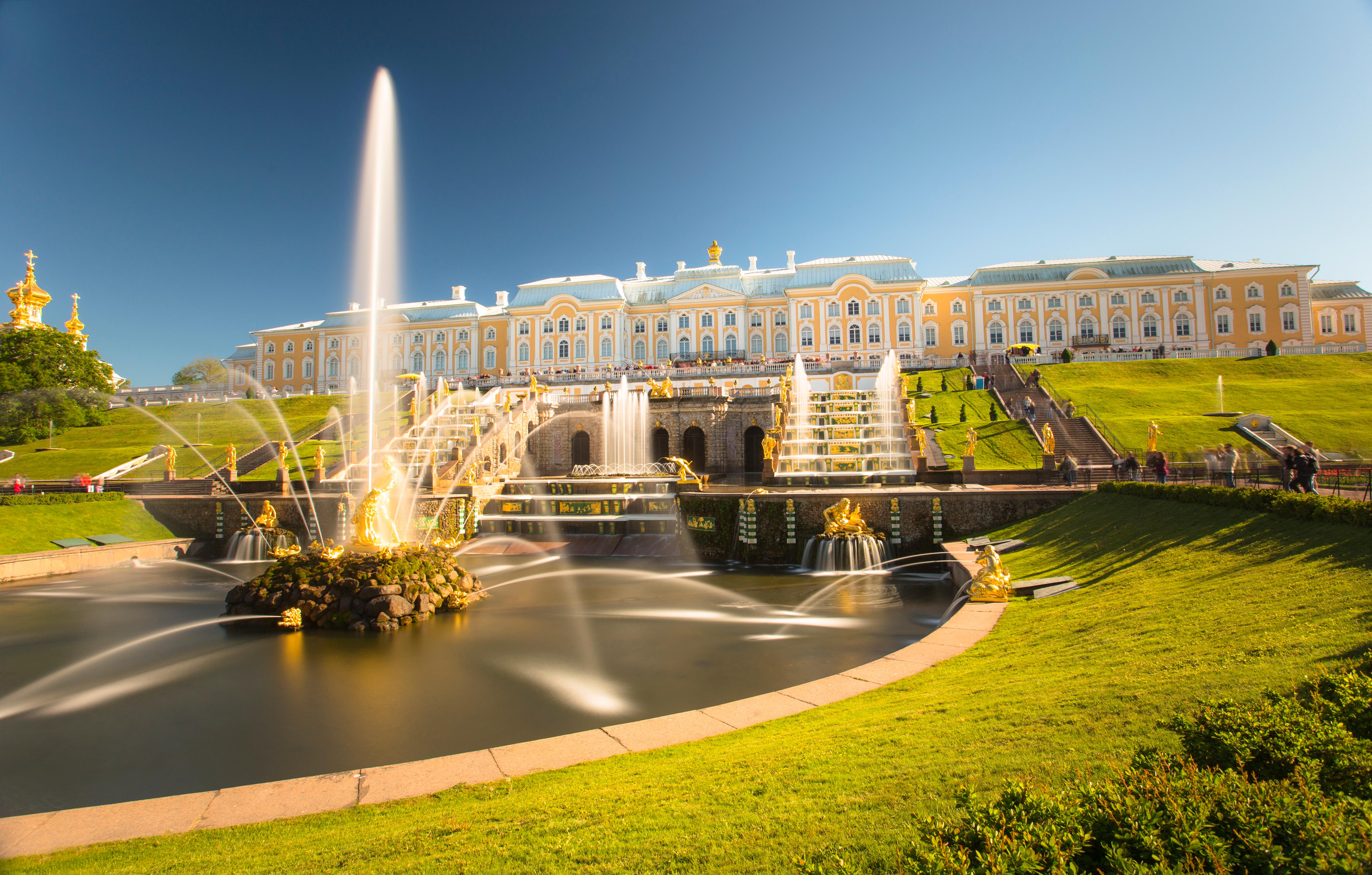 Автобусная экскурсия в Петергоф «Нижний парк и Большой дворец» со скидкой до 21%
