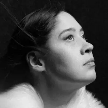 Творческий вечер Александры Ирбе «Стихи в темноте»