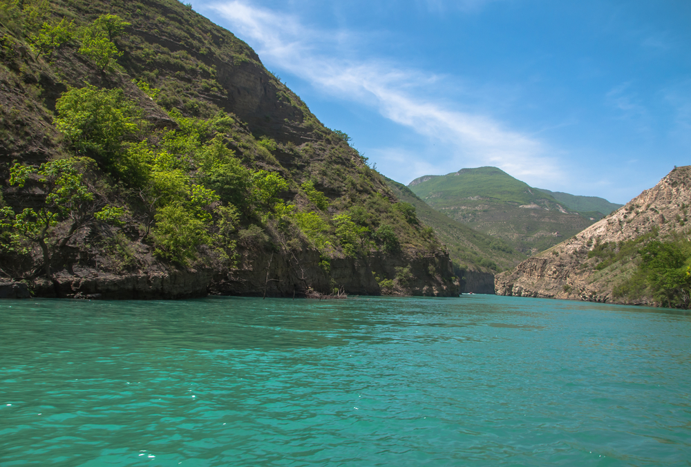 Экскурсия «Сулакский каньон и бархан Сарыкум» с прогулкой на катере из Каспийска