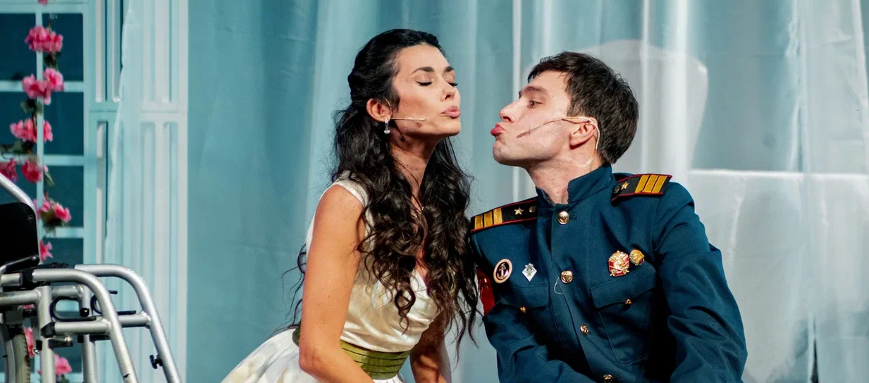 Музыкальный спектакль «Отпетые мошенники» со скидкой 40%