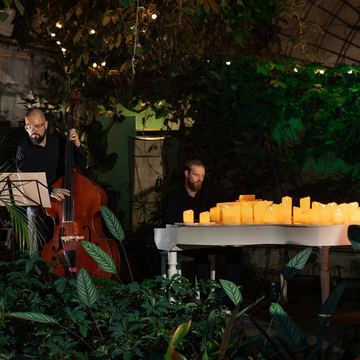 Концерт «Магия свечей. Щелкунчик в джазе» в Оранжерее Таврического сада со скидкой 35%