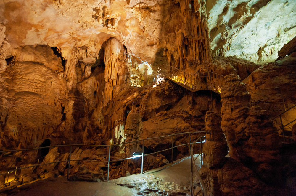 Экскурсия «Пещеры Чатыр-Даг: Мраморная и Эмине-Баир-Хосар»