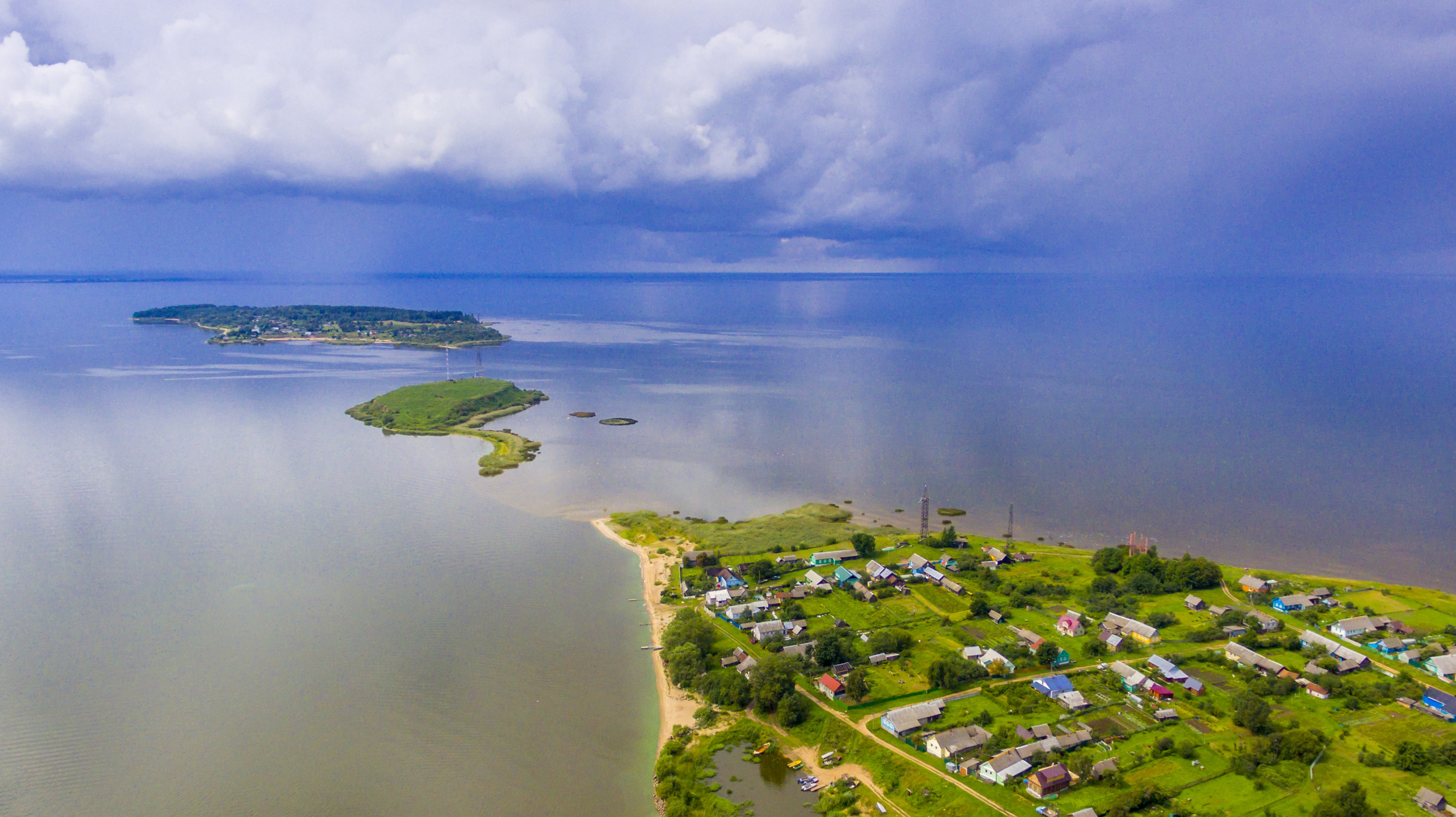 Однодневная экскурсия с прогулкой на катере «Талабские острова: путешествие на Псковское море» со скидкой 25%