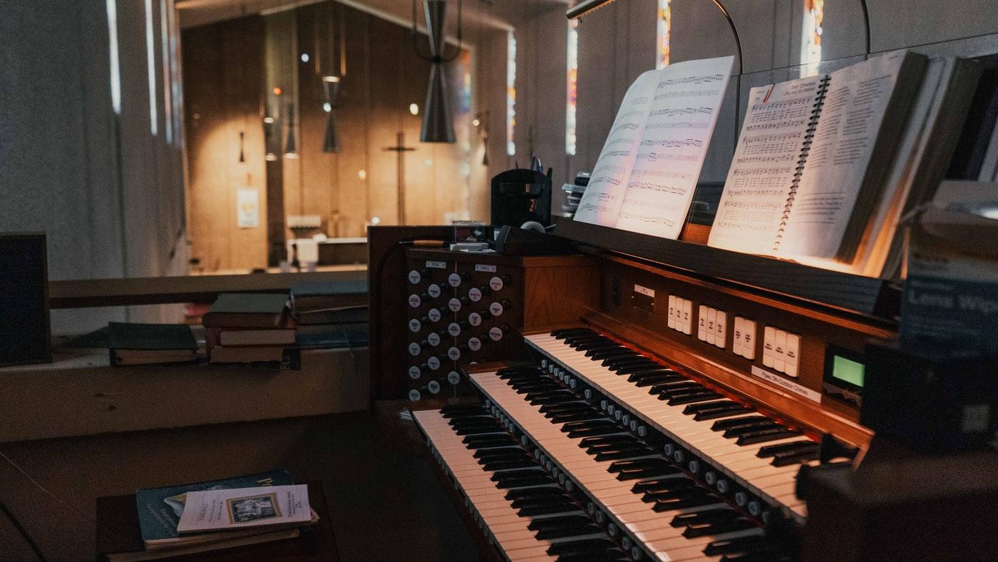 Органный концерт «Полифоническая тетрадь и органные шедевры» со скидкой 50%