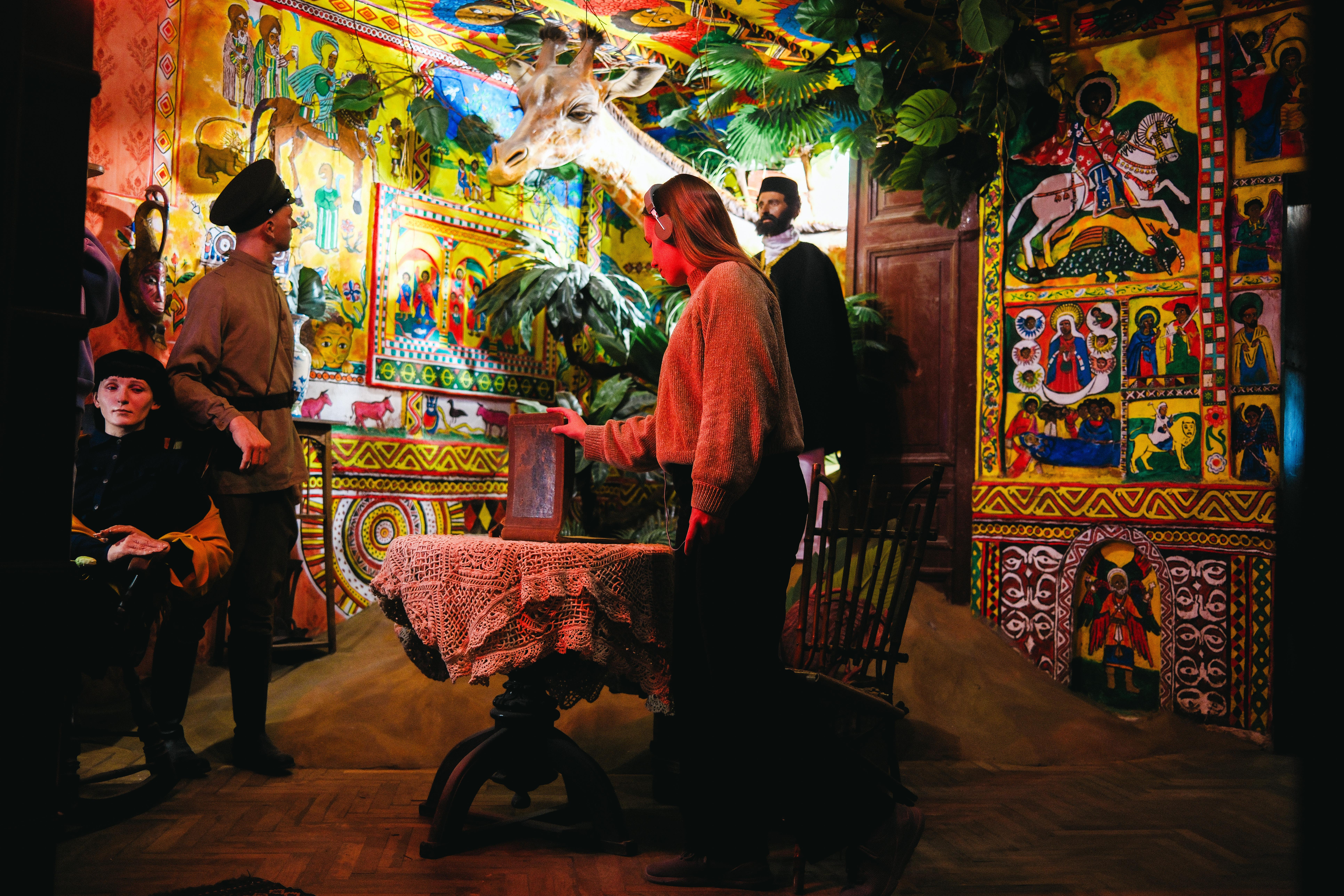 «Авторский стиль»: обзор и путеводитель по выставке на «Ленфильме»