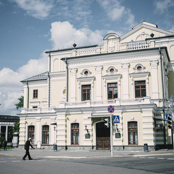 Пешеходная индивидуальная экскурсия по Минску с профессиональным историком со скидкой 31%