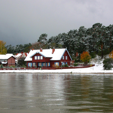 Экскурсия «Рождественское побережье»  с обедом со скидкой 26%