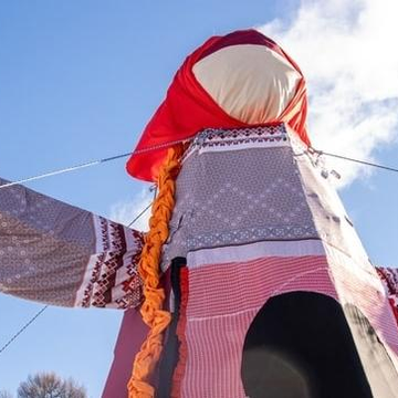 Автобусная экскурсия «Масленица в Морозкино: блины, игры и купеческий Кунгур» со скидкой 25%