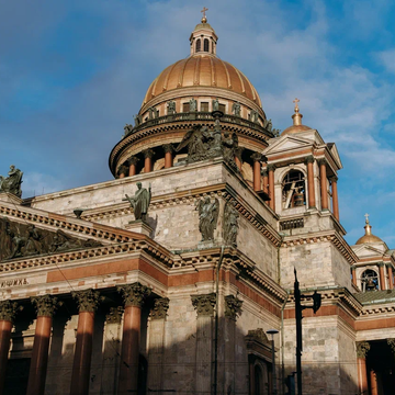 Пешеходная экскурсия «Вокруг Исаакиевской площади: район богачей» со скидкой 20%