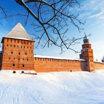 Индивидуальная обзорная авто-экскурсия по Великому Новгороду и окрестностям со скидкой до 21%