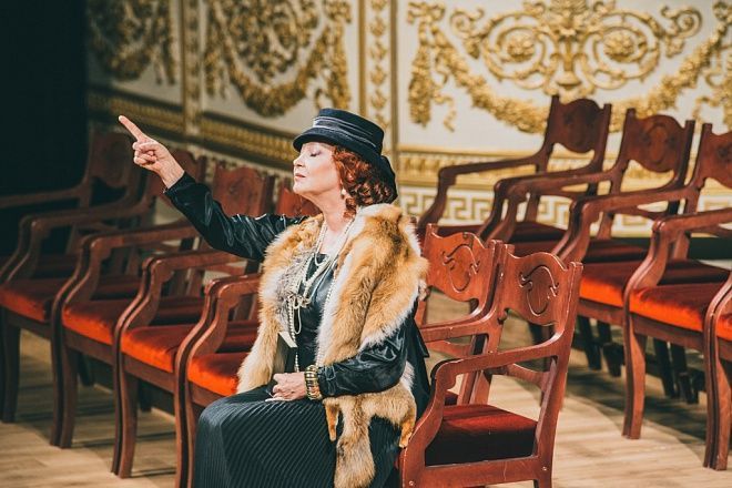 Моноспектакль Светланы Смирновой «Три концерта мадам Тэффи» в Александринском театре