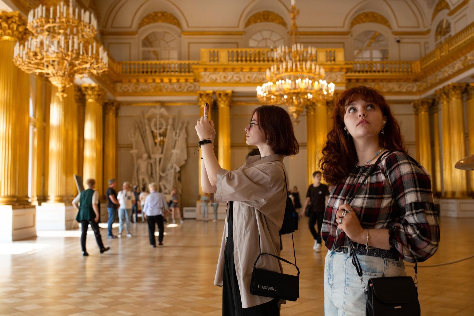 Аудиоэкскурсия «Эрмитаж для школьников» с входным билетом Аудиоэкскурсия «Эрмитаж для школьников» с входным билетом