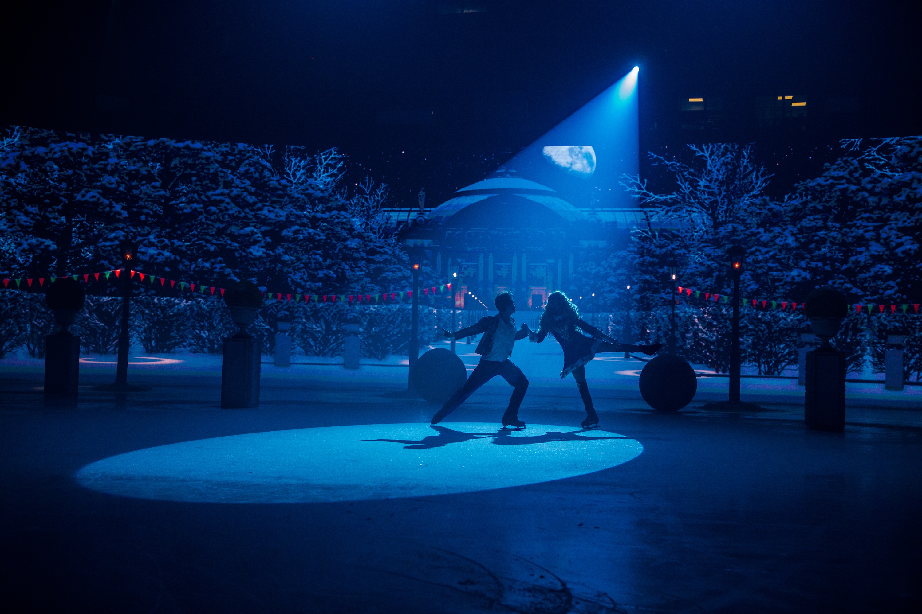 Премьера шоу «Бременские музыканты на льду» в Ледовом Дворце