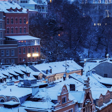 Автомобильно-пешеходная экскурсия в Карловы Вары из Праги со скидкой 40%