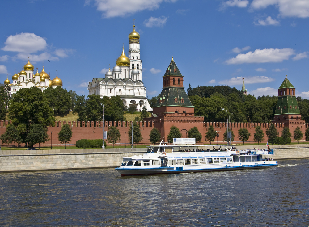 Речная прогулка по Северному маршруту от Китай-города до Киевского причала со скидкой 50%