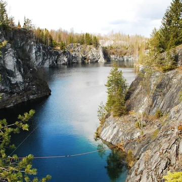 Экскурсия «Мраморное сердце Карелии: водопады и каньон Рускеала» Экскурсия «Мраморное сердце Карелии: водопады и каньон Рускеала» со скидкой 33%
