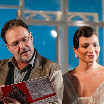 Спектакль «Жертвоприношение» в Театре на Васильевском Спектакль «Жертвоприношение» в Театре на Васильевском со скидкой 30%