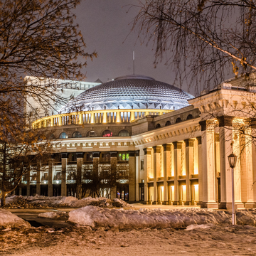 Индивидуальная пешеходная экскурсия «Нескучный Новосибирск» со скидкой 20%