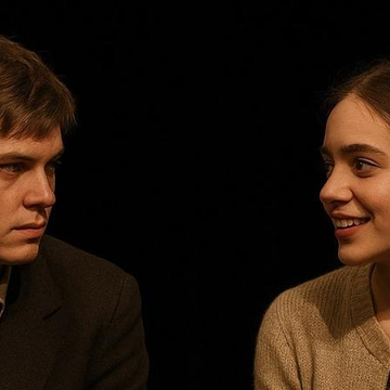 Премьера спектакля «Первый раз... в любви» со скидкой 40%