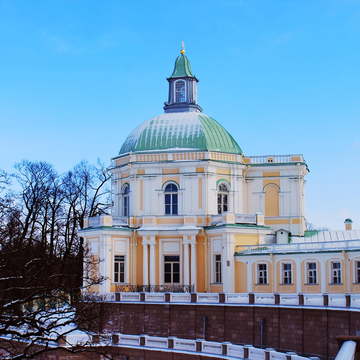 Экскурсия «Ораниенбаум. Всё включено» со скидкой до 49%
