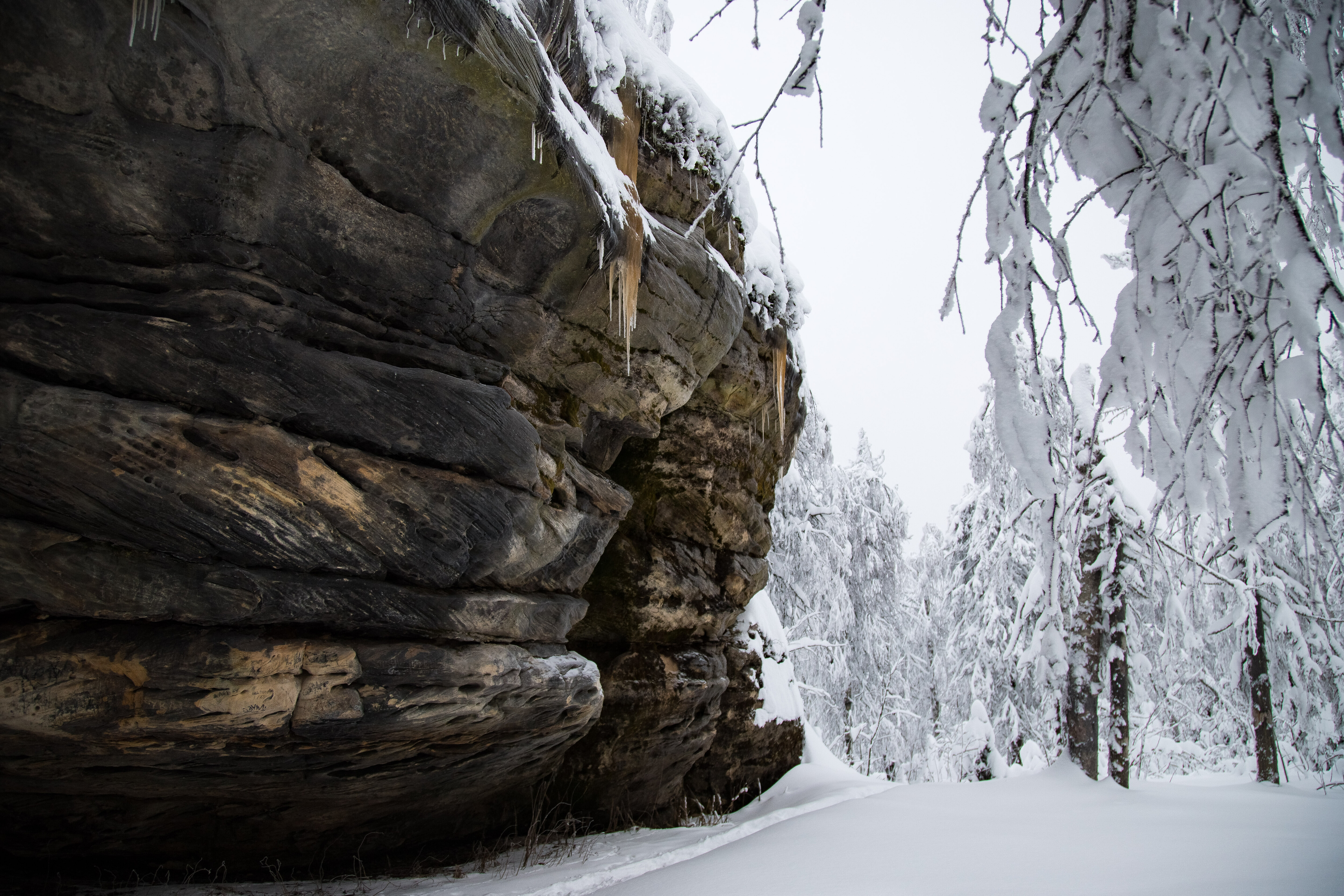 Тур «Каменное царство Пермского края» Успенка. Белый камень. Каменный город. гора Крестовая с кресельной канатной дорогой» со скидкой 25%