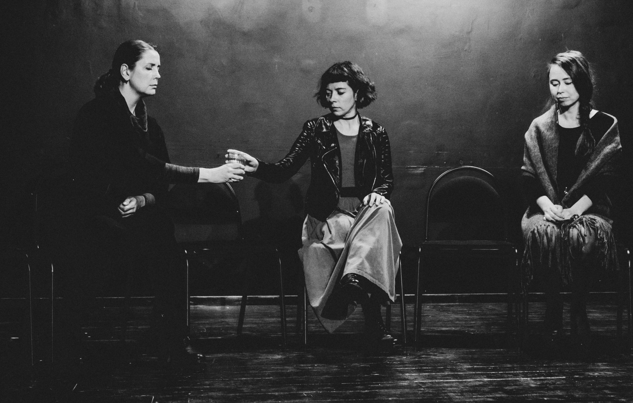 Спектакль «Спасти Британию! История про Мерлина, короля Артура и рыцарей Круглого Стола» Спектакль «Спасти Британию! История про Мерлина, короля Артура и рыцарей Круглого Стола» со скидкой 25%