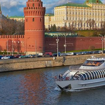 Экспресс-прогулка на теплоходе «Флагман» от причала «Китай-города» до «Нескучного сада»