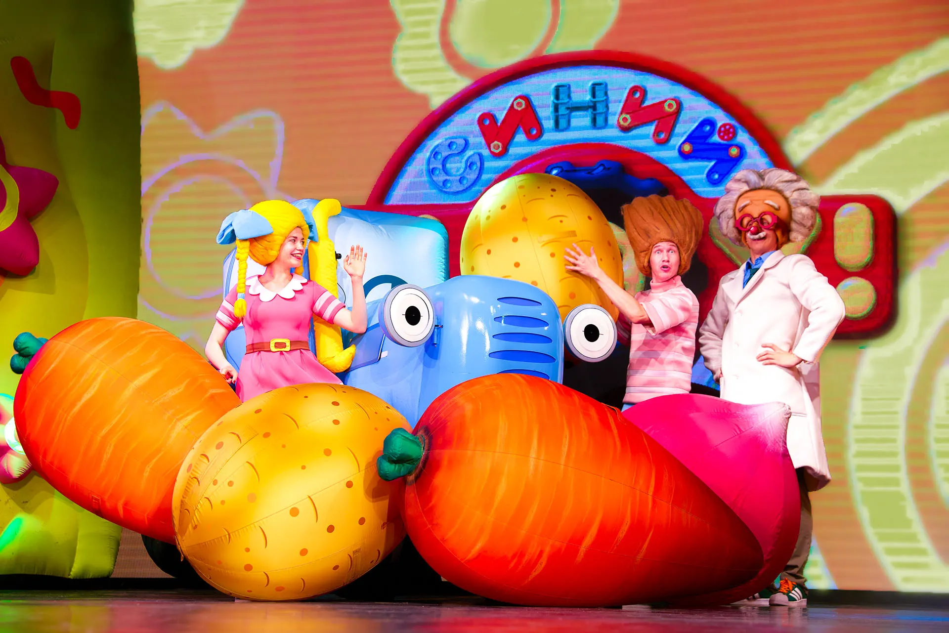 Интерактивное музыкальное шоу «Синий Трактор едет к нам» со скидкой 25%