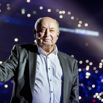 Юбилейный концерт на льду «В честь 85-летия Алексея Мишина» Юбилейный концерт на льду «В честь 85-летия Алексея Мишина»