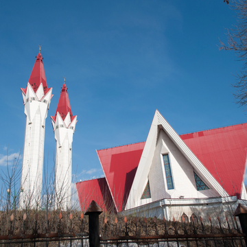 Групповая экскурсия «Мечеть “Ляля-Тюльпан” и Черниковка — северная часть Уфы» со скидкой 25%