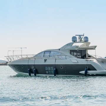 Аренда яхты Azimut 68 в Абу-Даби Аренда яхты Azimut 68 в Абу-Даби